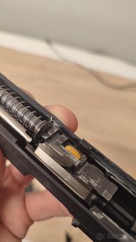 Predám Airsoft Glock NML589 - 4