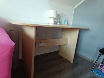 Kancelársky stôl - 4