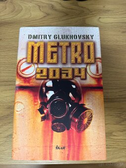 Metro Dmitri glukhovsky kniha knihy trilogia - 4