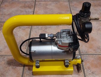 Airbrush kompresor s tlakovou nádobou 1 L - 4