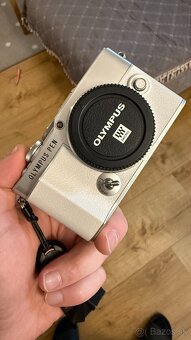 Olympus PEN E-P7 - TOP stav - 4