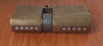Zamok FAB 30/35, cylindricka vlozka - 4