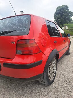 Volkswagen Golf 4 - 4