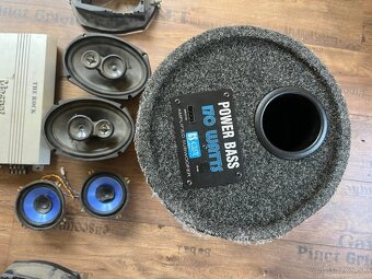 Zosilovač Magnat + Subwoofer Power Bass - 4