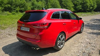 Kia Ceed SW 1.6 CRDI GT- Line PLATINUM - 4