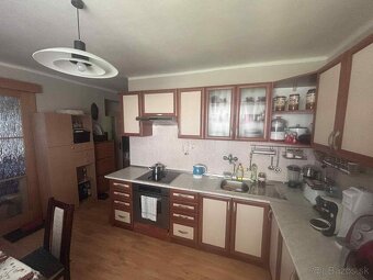 2-izbový byt s balkónom, parkovaním – Žiar nad Hornom - 4