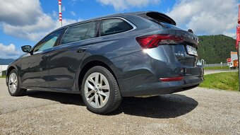 Škoda Octavia Combi 2.0 TDI SCR Style 4x4 DSG - 4