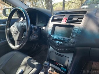 Honda Accord 2,2 ctdi - 4