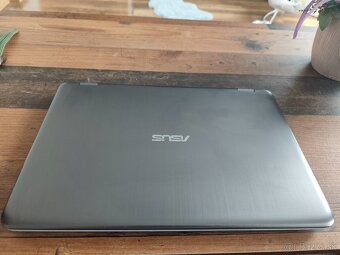 ASUS VivoBook Flip TP501UB - 4