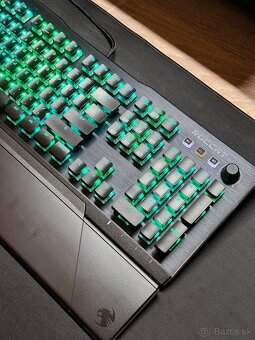 Roccat Vulcan 121 AIMO - 4