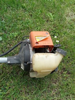 krovinorez Partner B260 - 4