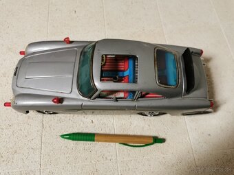 Aston Martin 007 Gilbert Japan - 4