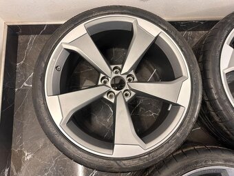 original alu kola Audi A5 8W B9 F5 r20 8W0601025CF - 4