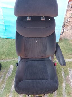 Sedadlá C4 Grand Picasso - 4
