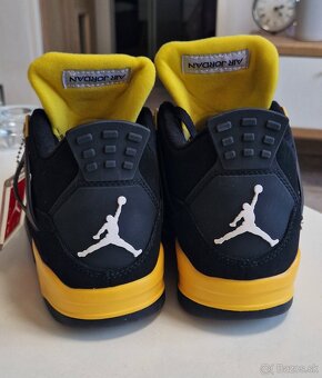 Air jordan 4 retro thunder vel.45 - 4