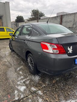 Peugeot 301 1.2 53kw - 4