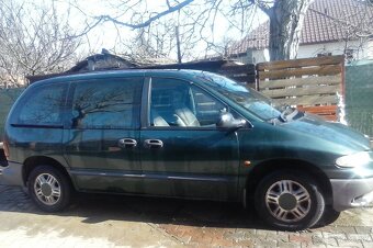 Chrysler Voyager - 4