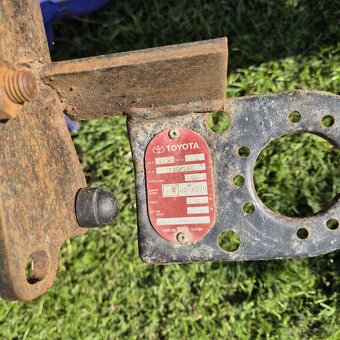 Ťažné zariadenie TOYOTA - 4