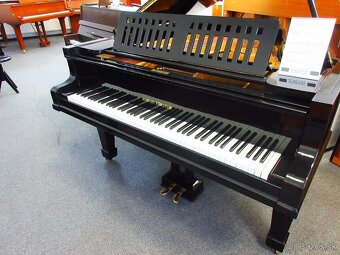 prestížne menšie klavírne krídlo za Super cenu - 4