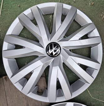 Atraktívne, originálne puklice VW - rozmer R16 - 4