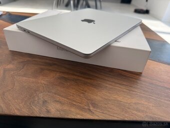 MacBook Air M4 13” 16/256gb Silver 100% bateria - 4