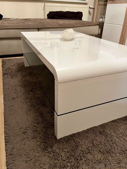 Konferenčný stolík - 4