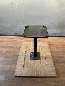 Čierna stolová podnož - 4