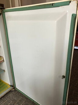 Starožitná chladnička CALEX - 4