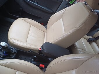 Kožené sedacky  octavia 3 - 4