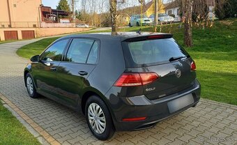 Volkswagen Golf Facelift 1.6TDi 85Kw M5 R.V8/2020 TrendLine - 4