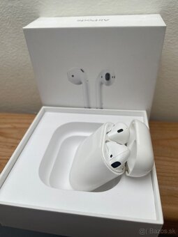 Apple AirPods - 4