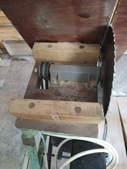 Predám cirkular 1,5 kw - 4