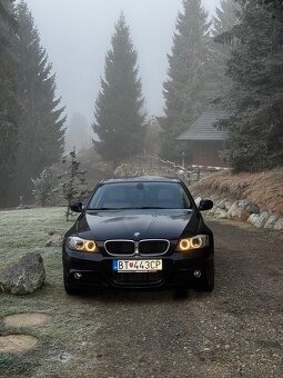 BMW - 4