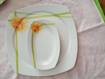 Karlovarsky porcelan cela suprava nepouzity MZ - 4