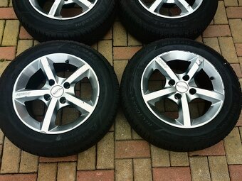 Ford fiesta,Citroen,Peugeot 4x108 r15 - 4