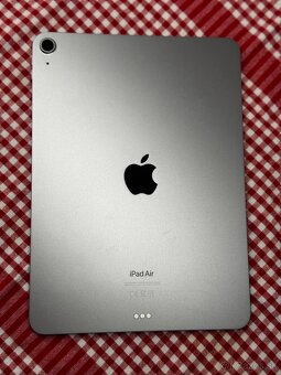 iPad Air 6 - 128GB - M2 | Wi-Fi + príslušenstvo - 4
