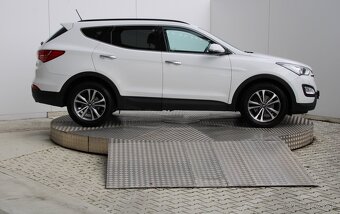 HYUNDAI Santa Fe Elegance 2,2 CRDi 145 kW A/T6 - 4