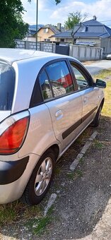 Predám Kia Rio sedan. 1.4 71 kw - 4