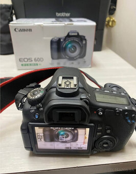 Canon EOS 60D + 28-105 mm - 4