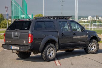 Nissan Navara DoubleCab 2.5D XE Aj na splátky - 4