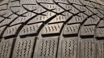Predám 4ks jazdené zimné 185/60r15-88T Dayton - 4