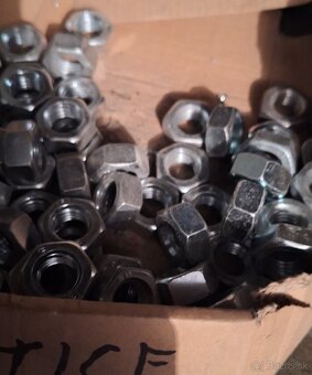 Matice a podlozky - 4