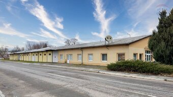 Predajný sklad s administratívou 1.200 m2, podvesným žeriavo - 4