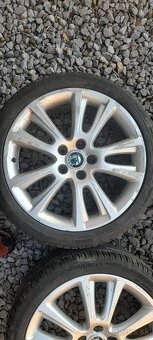 5x112r18 octavia rs 225/40r18 - 4
