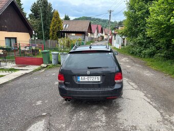 Volkswagen Golf 6 výbava match bi-xenón - 4