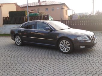 Prodám krásnou Audi A8 - 4