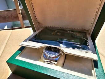 Rolex Day-Date - 4