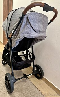 Predám Kinderkraft Kočík športový Grande - 4