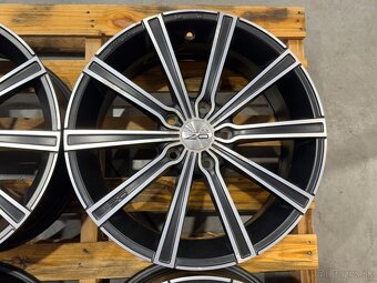 R17 5x112 (66.5) O.Z racing Lounge 10 - 7.5J ET50 - 4
