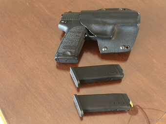HK USP 9 - 4